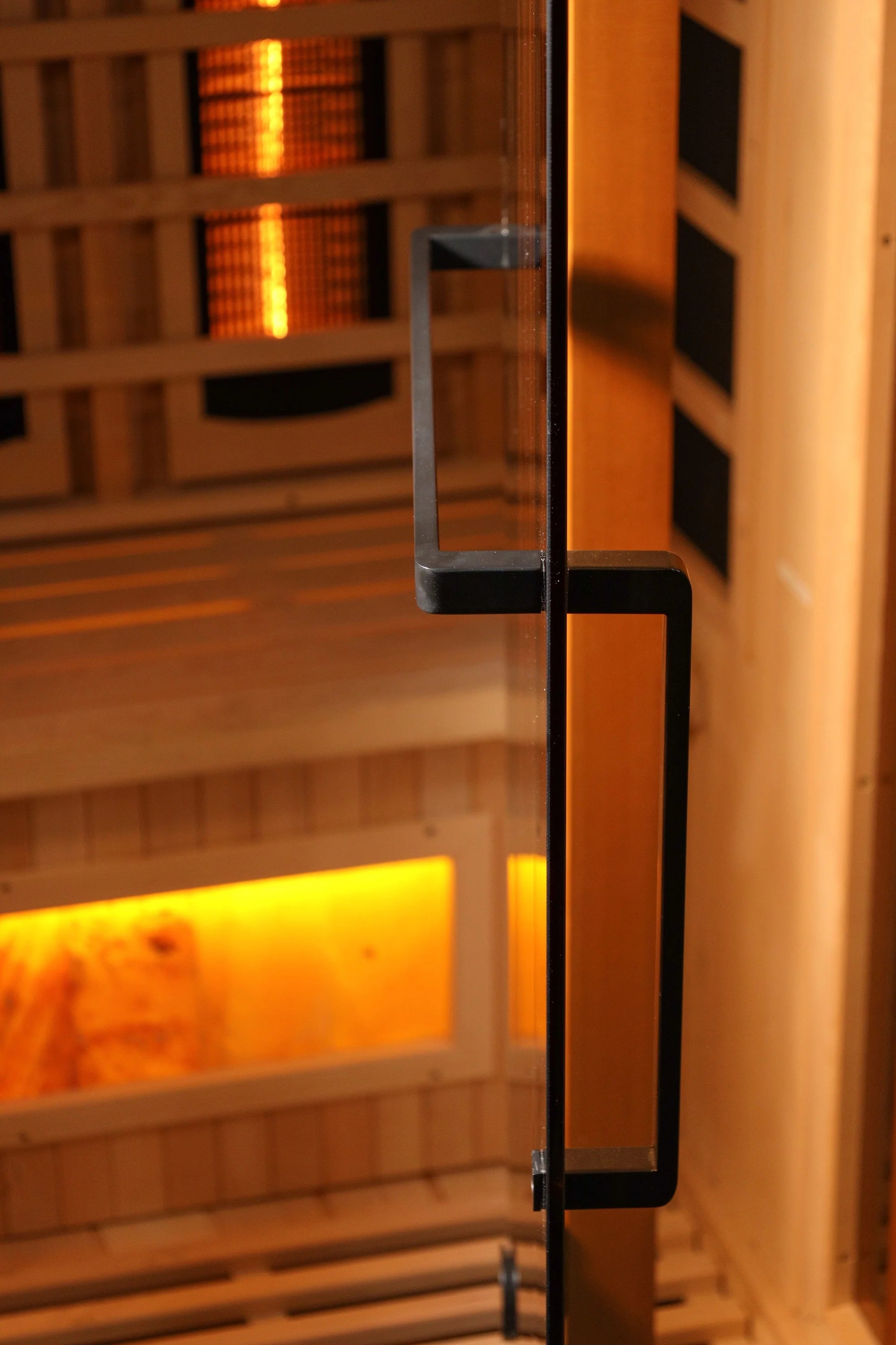 Golden Designs 1-Person Full Spectrum PureTech™ Near Zero EMF FAR Infrared Sauna with Himalayan Salt Bar