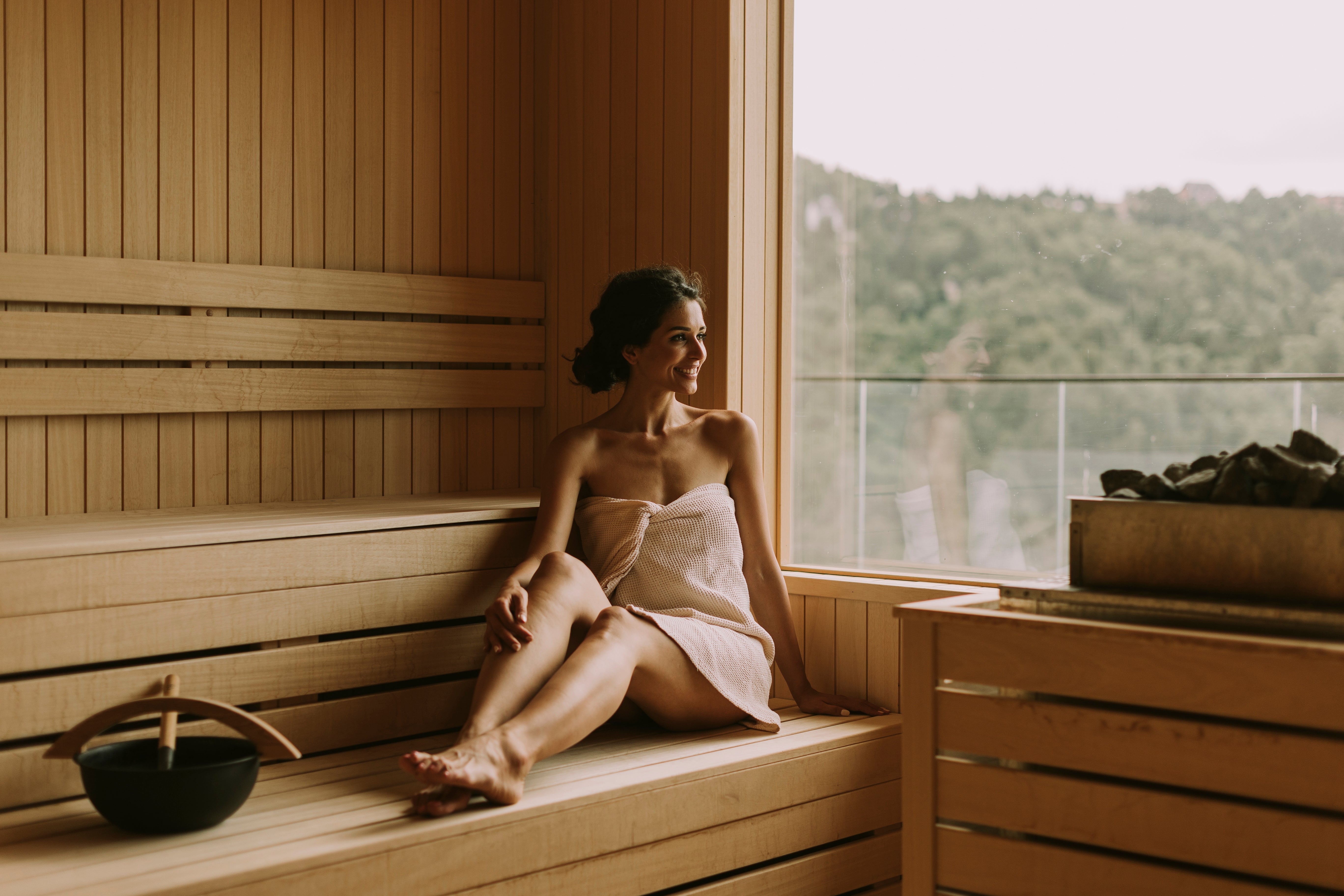 Infrared vs Traditional Sauna: Which One Is Best for Your Home?